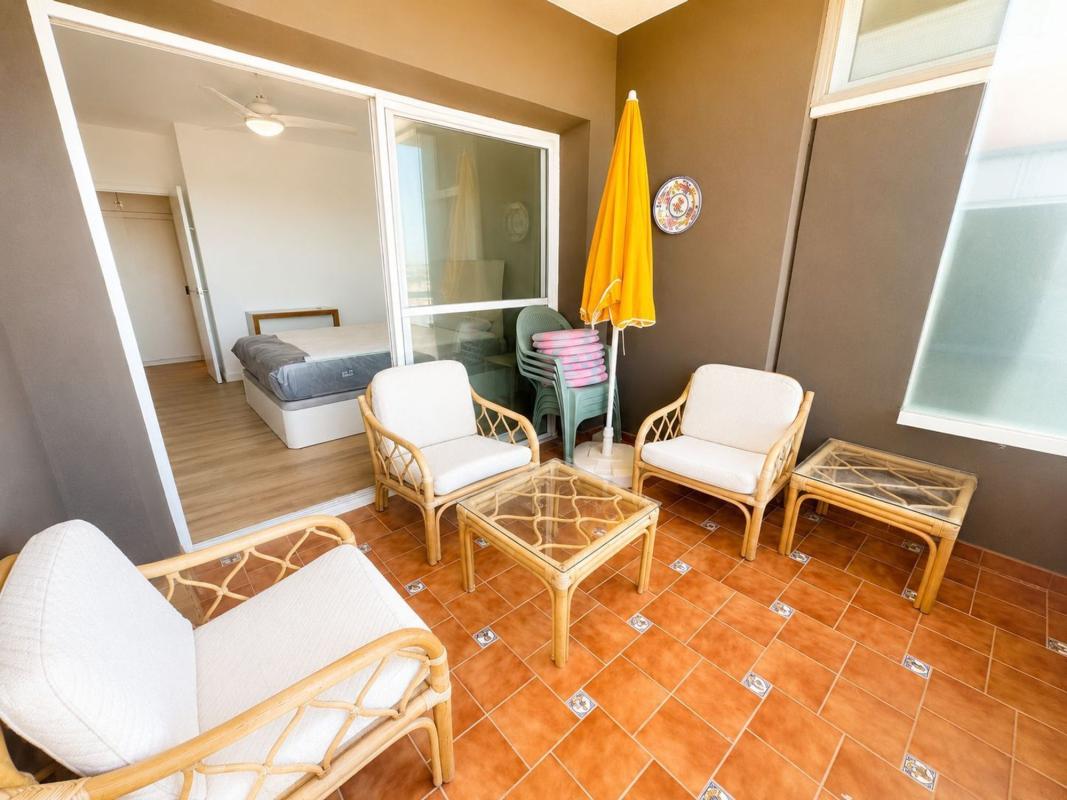 Продажа квартиры на Piso en Calle Codorniz s/n, Torreblanca del Sol, Fuengirola, Фуэнхирола
photo 3