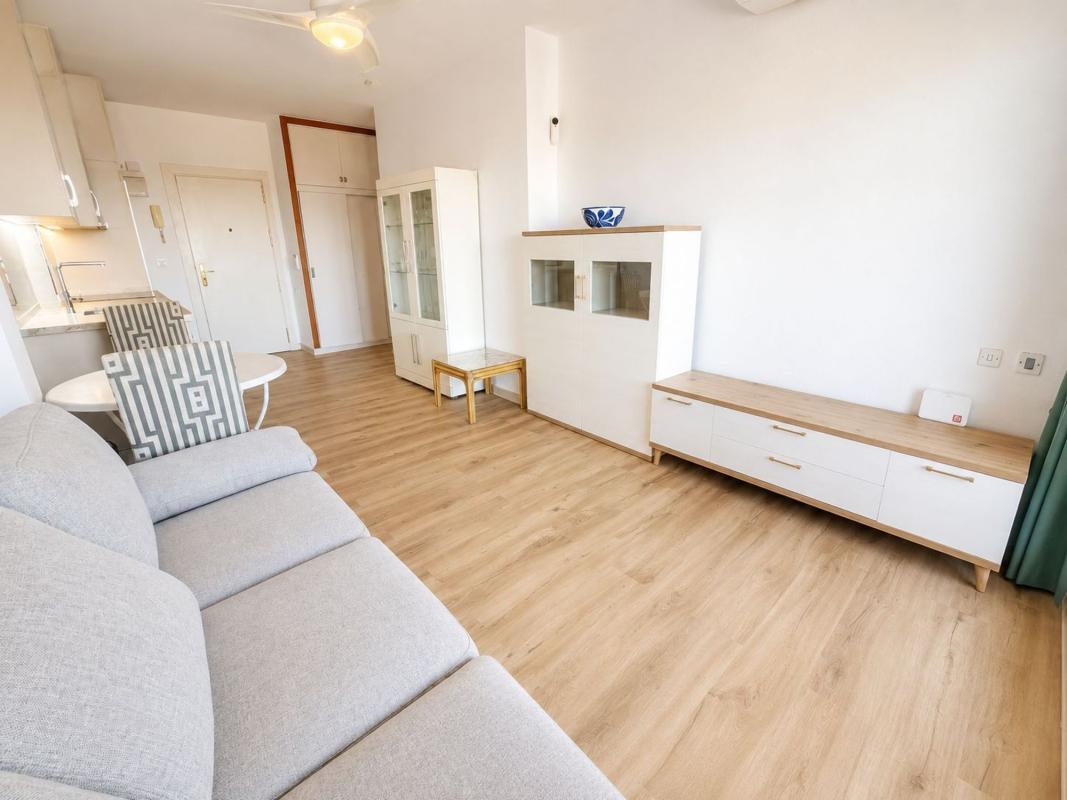 Продажа квартиры на Piso en Calle Codorniz s/n, Torreblanca del Sol, Fuengirola, Фуэнхирола
photo 5