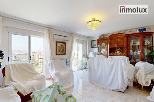 Venta de piso en Piso en Plaza del Sol, Carolinas Altas, Alicante / Alacant, Alicante / Alacant
thumbnail 3