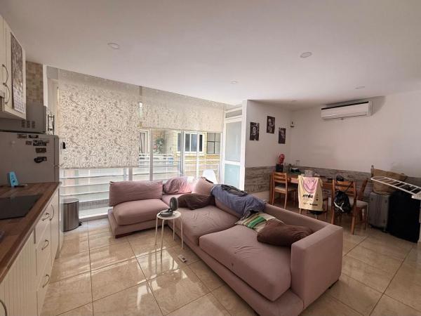 Venta de piso en Piso en Pasaje La Camboria, 2, Zona Puerto Deportivo, Fuengirola, Fuengirola
 photo 4