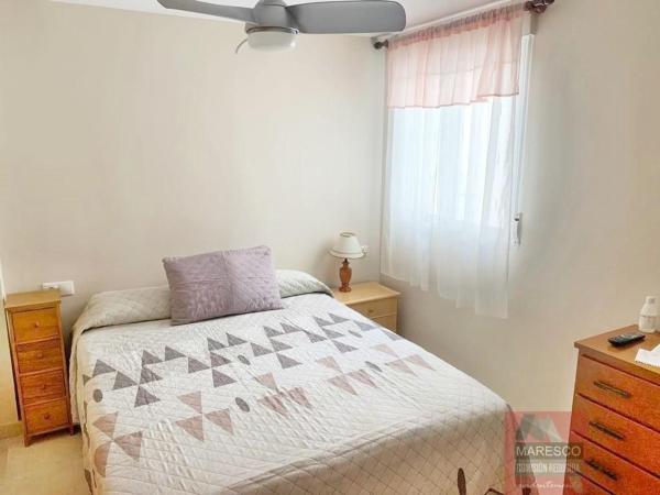 Venta de piso en Piso en Calle Marbella, Zona Puerto Deportivo, Fuengirola, Fuengirola
 photo 3