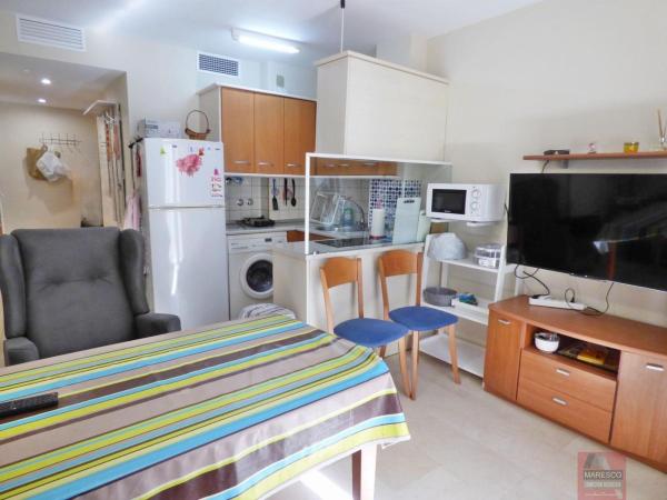 Venta de piso en Piso en Calle Marbella, Zona Puerto Deportivo, Fuengirola, Fuengirola
 photo 4