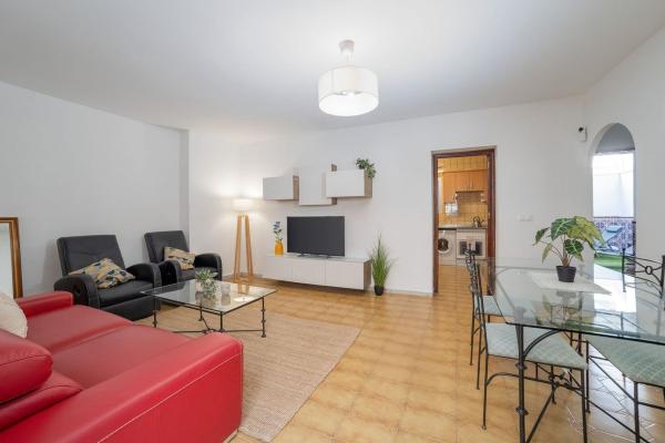 Chalet adosado en Calle las Piñas, 3, Los Pacos, Fuengirola photo 1