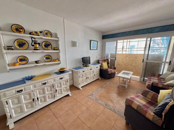 Venta de piso en Piso en Paseo Marítimo Rey de España, Zona Puerto Deportivo, Fuengirola, Fuengirola
 photo 1