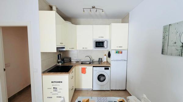 Venta de piso en Piso en Calle Víctor de la Serna s/n, Playa de los Boliches, Fuengirola, Fuengirola
thumbnail 1