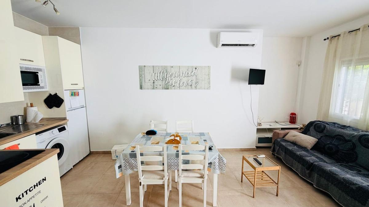 Venta de piso en Piso en Calle Víctor de la Serna s/n, Playa de los Boliches, Fuengirola, Fuengirola
 photo 3