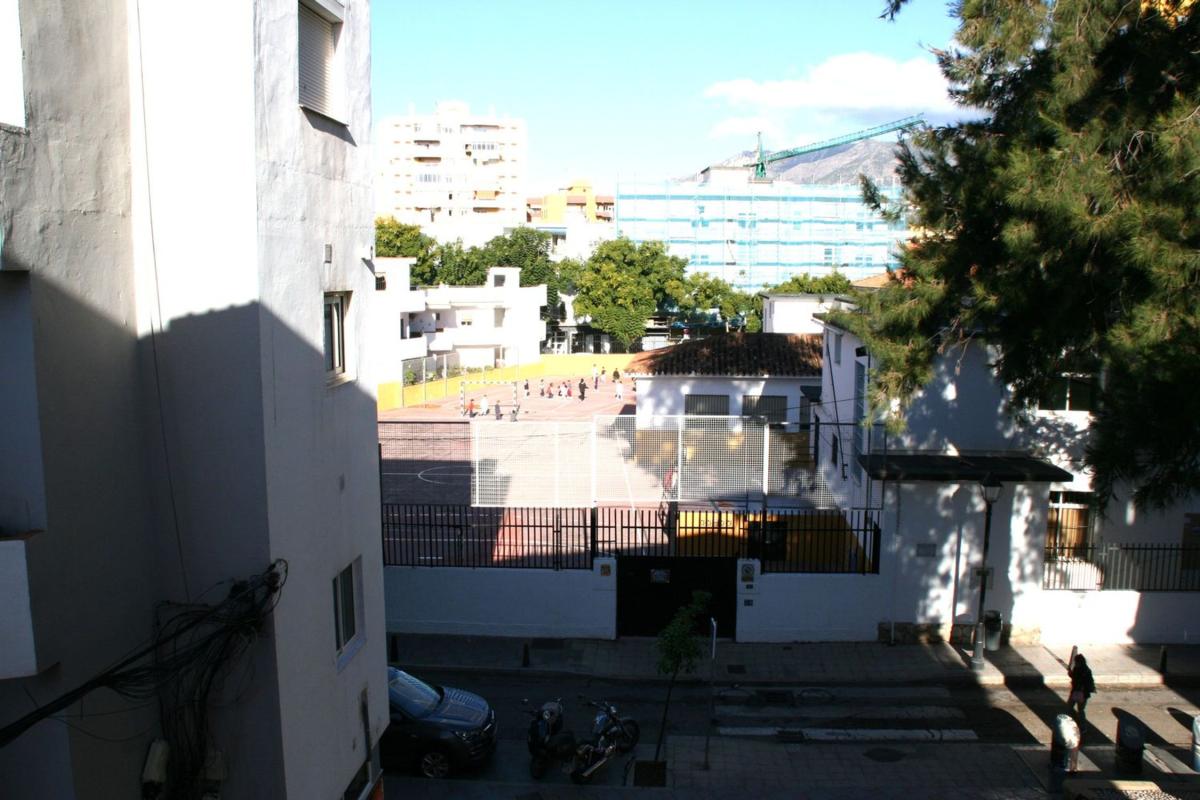 Venta de piso en Piso en Calle Sevilla, 18, Centro Ciudad, Fuengirola, Fuengirola
photo 1