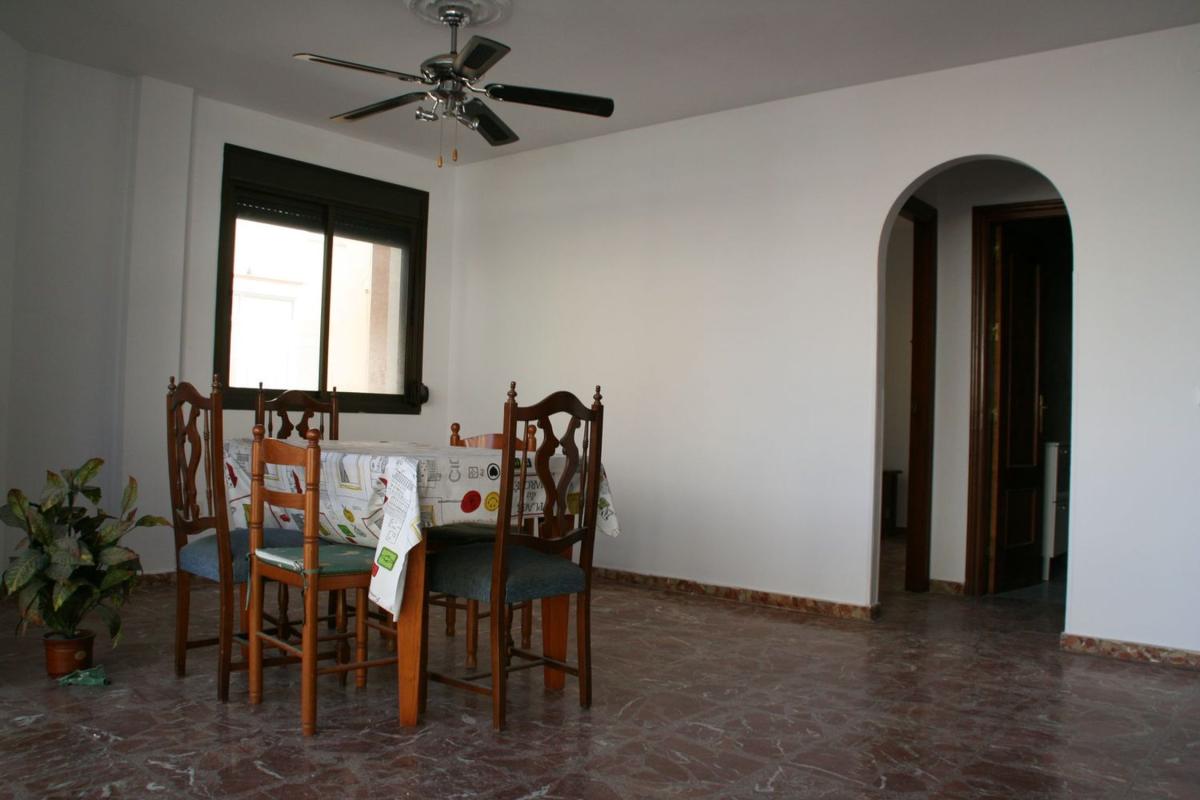 Venta de piso en Piso en Calle Sevilla, 18, Centro Ciudad, Fuengirola, Fuengirola
photo 4