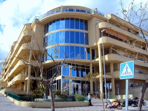 Sale of flat in Piso en Camino de la Cantera, 20 b, Los Pacos, Fuengirola, Fuengirola
photo 1