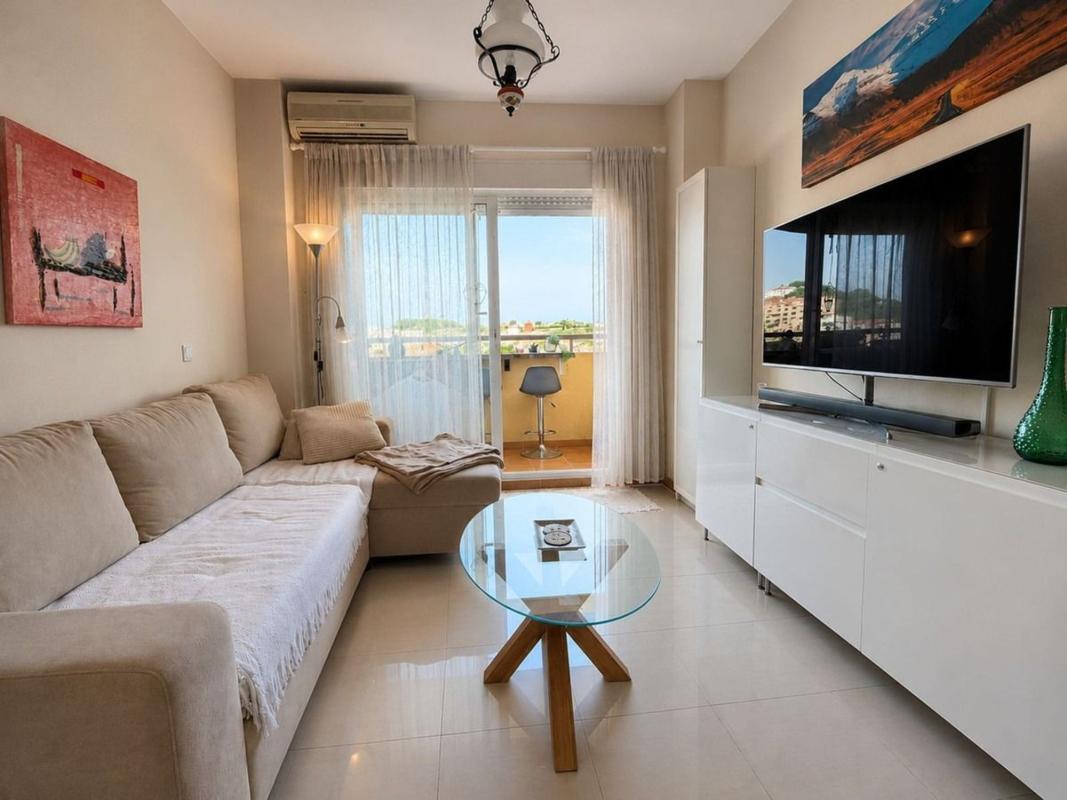 Venta de piso en Piso en Camino de la Cantera, 16, Los Pacos, Fuengirola, Fuengirola
 photo 2