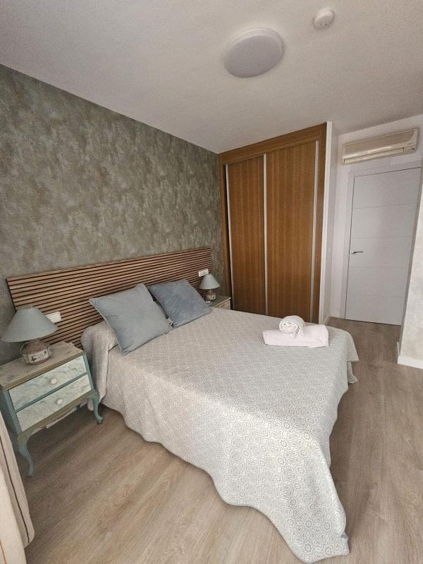Venta de piso en Piso en Calle del Capitán, 1, Zona Puerto Deportivo, Fuengirola, Fuengirola
 photo 4