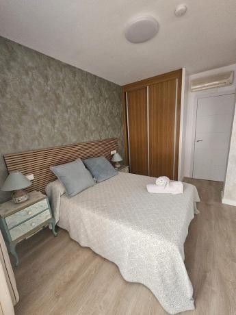 Venta de piso en Piso en Calle del Capitán, 1, Zona Puerto Deportivo, Fuengirola, Fuengirola
 photo 4