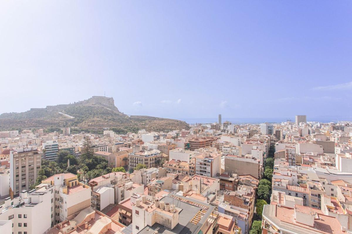 Продажа квартиры на Piso en Campoamor, Alicante / Alacant, Аликанте / Алакант
 photo 2