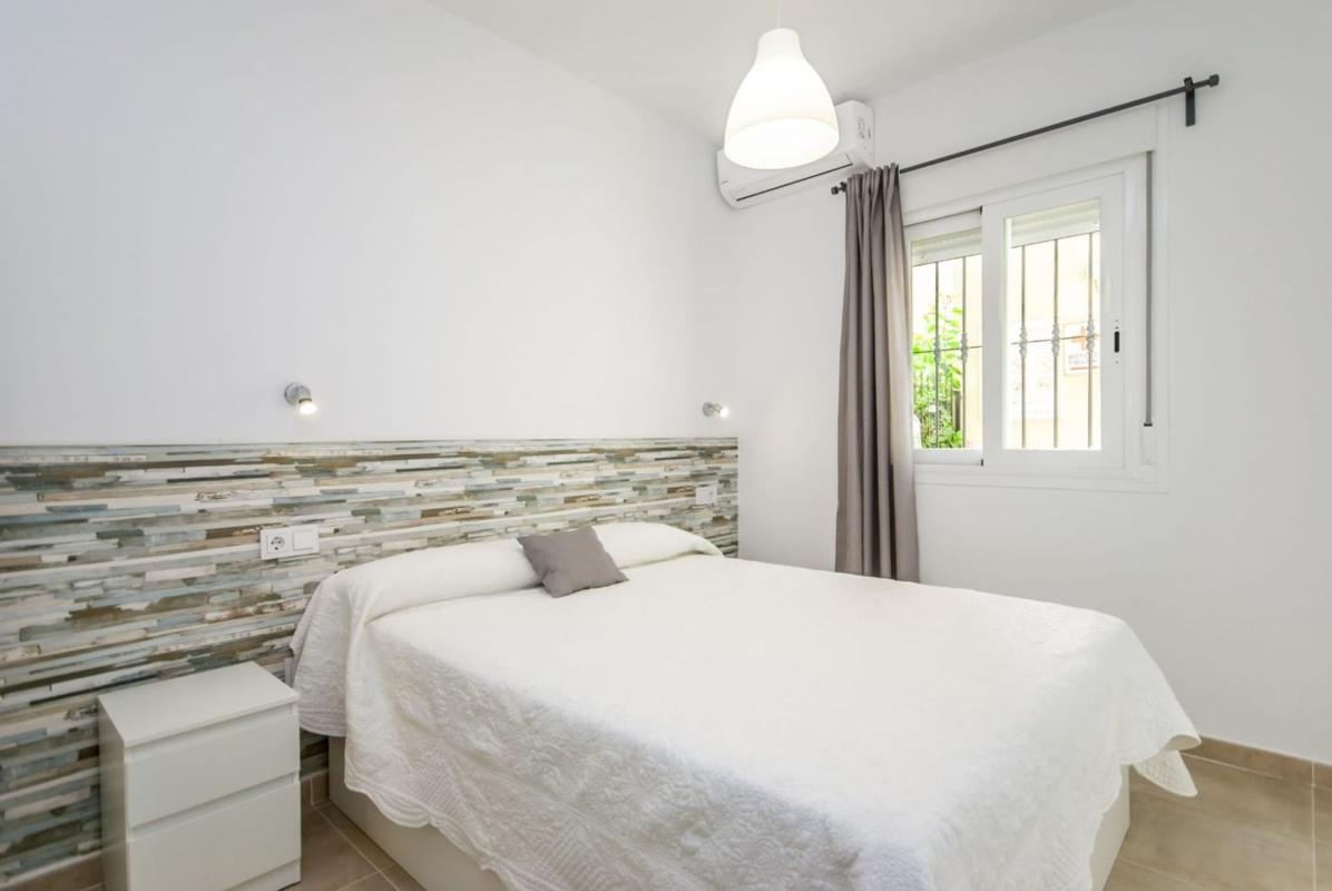 Venta de piso en Piso en Avenida Nuestro Padre Jesús Cautivo, Playa de los Boliches, Fuengirola, Fuengirola
 photo 3