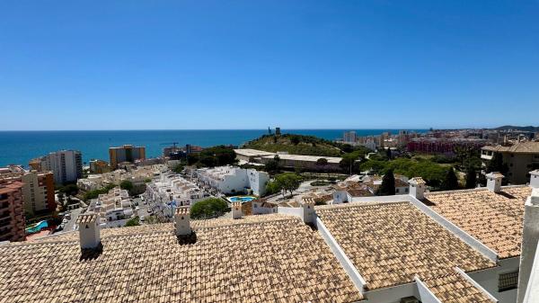 Sprzedaż mieszkania w Piso en Calle de la Pimienta, 9, Torreblanca del Sol, Fuengirola, Fuengirola
photo 1