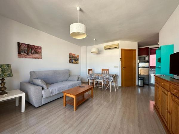 Sale of flat in Piso en Zona Puerto Deportivo, Fuengirola, Fuengirola
thumbnail 2