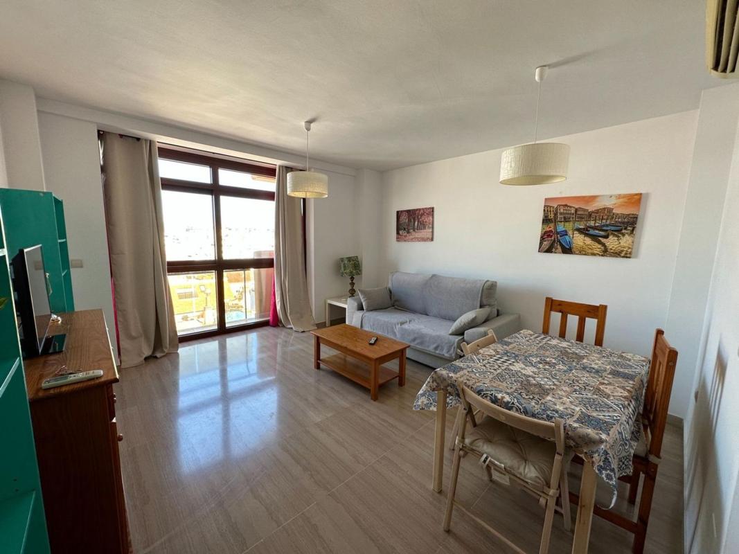 Venta de piso en Piso en Zona Puerto Deportivo, Fuengirola, Fuengirola
photo 3