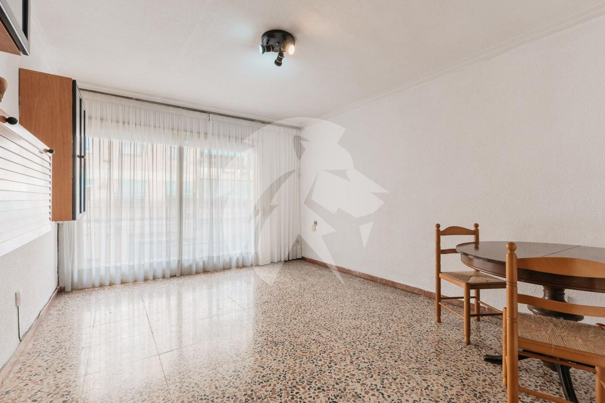 Sale of apartment in Piso en Calle Lira, La Florida Portazgo, Alicante / Alacant, Alicante
photo 1