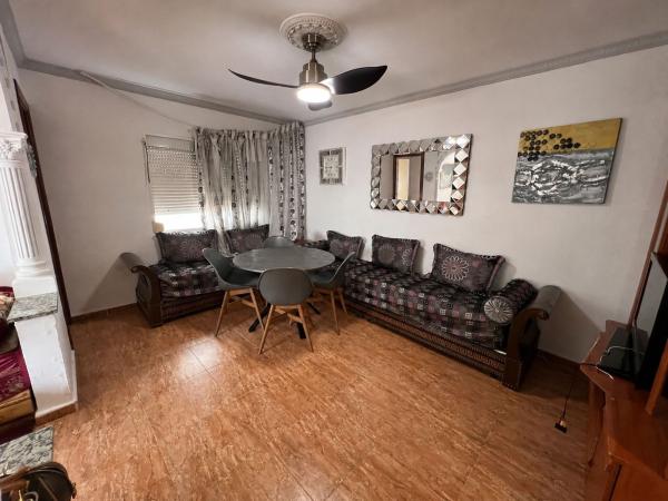 Sale of flat in Piso en Calle Palangreros, Zona Puerto Deportivo, Fuengirola, Fuengirola
thumbnail 2
