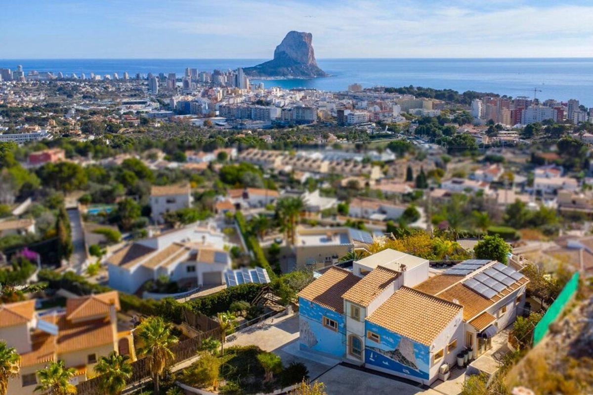 Properties for sale and rent in Spain photo 2