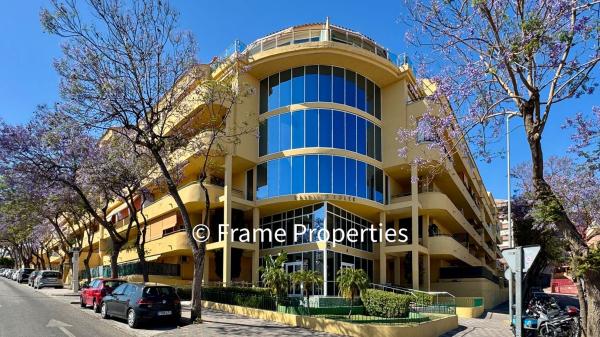 Venta de piso en Piso en CM Jacinto, Los Pacos, Fuengirola, Fuengirola
photo 1