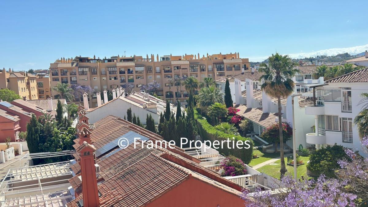 Venta de piso en Piso en CM Jacinto, Los Pacos, Fuengirola, Fuengirola
 photo 3