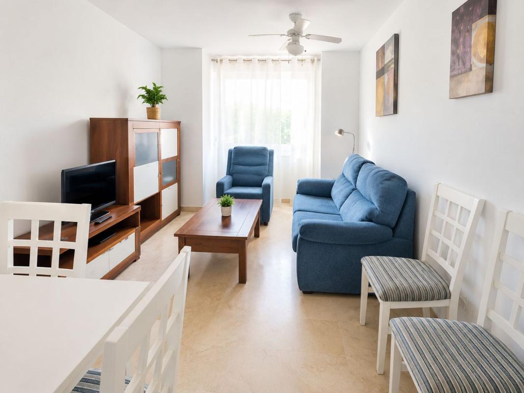 Venta de piso en Piso en Calle Salinas, Playa de los Boliches, Fuengirola, Fuengirola
photo 2