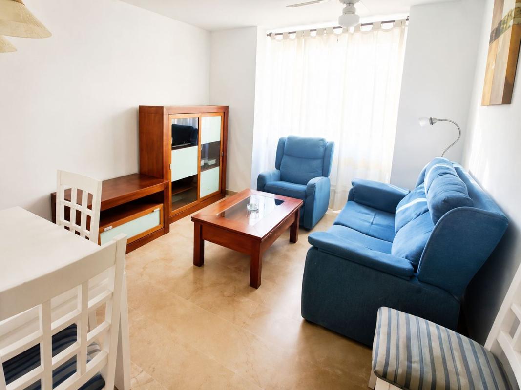 Venta de piso en Piso en Calle Salinas, Playa de los Boliches, Fuengirola, Fuengirola
photo 3