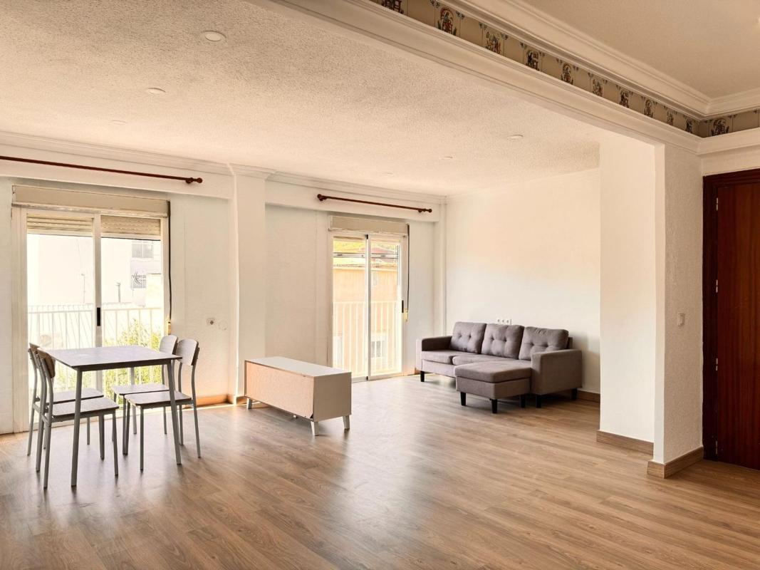 Продажа квартиры на Piso en Centro, Elda, Эльда
photo 2