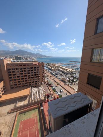 Продажа квартиры на Piso en Maritimo Rey De España, 35, Zona Puerto Deportivo, Fuengirola, Фуэнхирола
photo 1