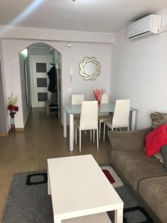 Venta de piso en Piso en Avenida Juan Gómez Juanito, Centro Ciudad, Fuengirola, Fuengirola
thumbnail 2