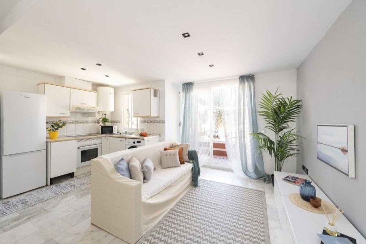 Продажа дуплекса на Dúplex en Calle Perdices, 4, Torreblanca del Sol, Fuengirola, Фуэнхирола photo 2