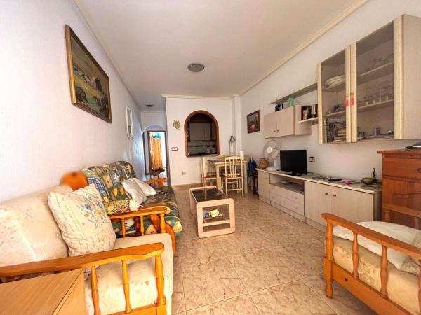 Venta de piso en Piso en Avenida Habaneras - Curva de Palangre, Torrevieja, Torrevieja
photo 1