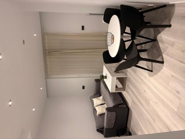Venta de piso en Piso en Calle Independencia, 2, Zona Puerto Deportivo, Fuengirola, Fuengirola
thumbnail 1
