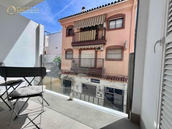 Продажа квартиры на Piso en Calle Independencia, Zona Puerto Deportivo, Fuengirola, Фуэнхирола
thumbnail 2