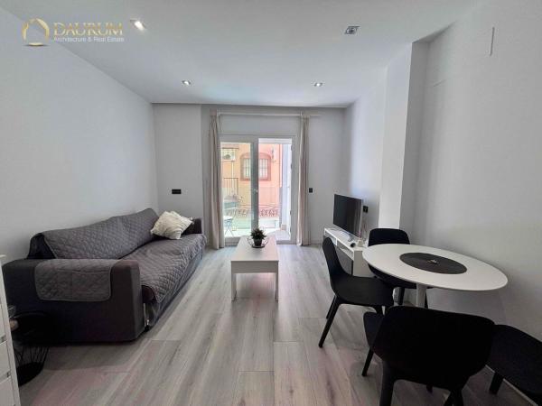 Продажа квартиры на Piso en Calle Independencia, Zona Puerto Deportivo, Fuengirola, Фуэнхирола
 photo 4