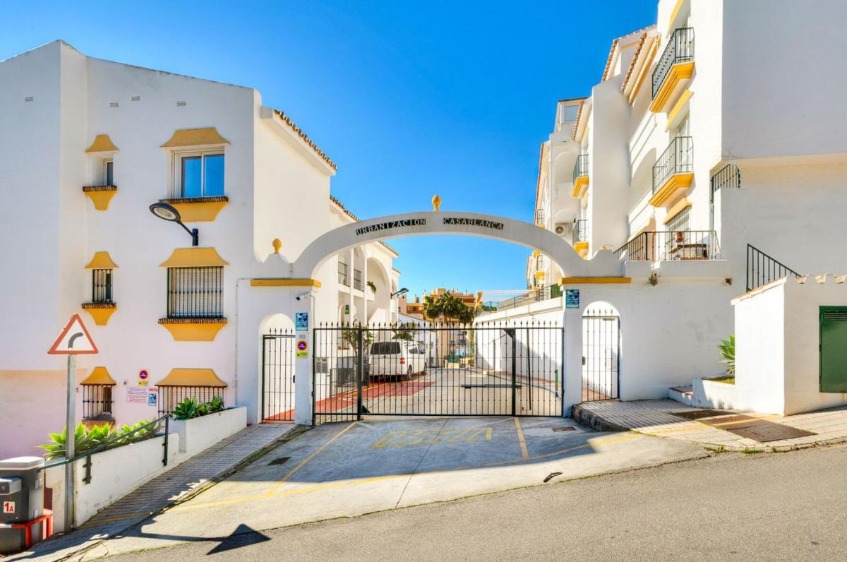 Venta de piso en Piso en Ficus Del, Torreblanca del Sol, Fuengirola, Fuengirola
photo 1