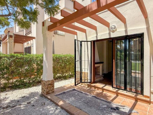 Chalet adosado en Avenida Antonio Pedrera Soler s/n, Algorfa photo 2