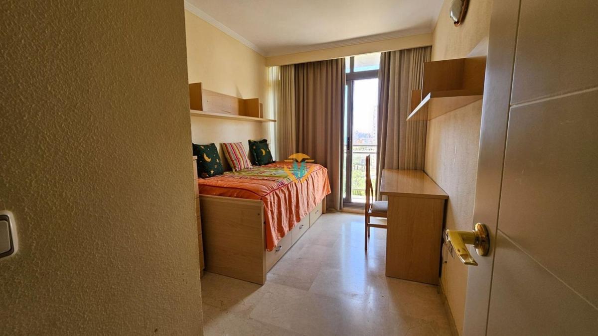 Venta de piso en Piso en Pueblo Poniente, Benidorm, Benidorm
photo 2