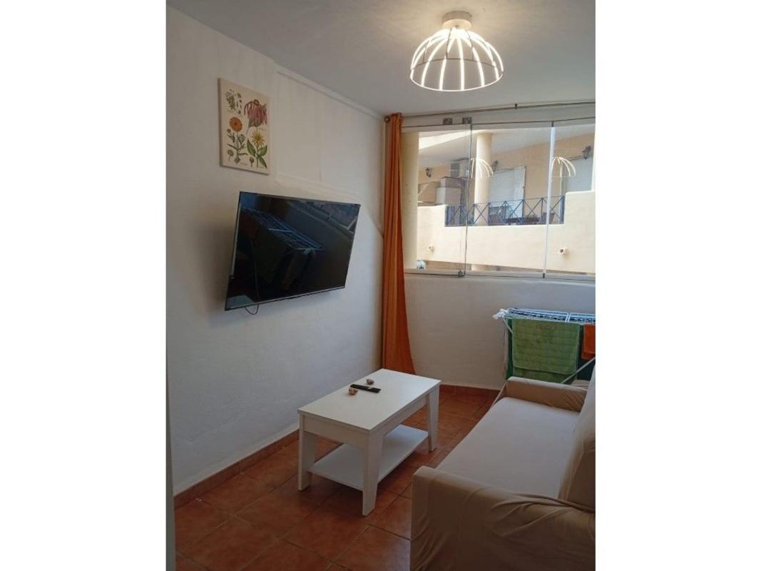 Sale of apartment in Piso en Calle Castaño, Torreblanca del Sol, Fuengirola, Fuengirola
photo 3