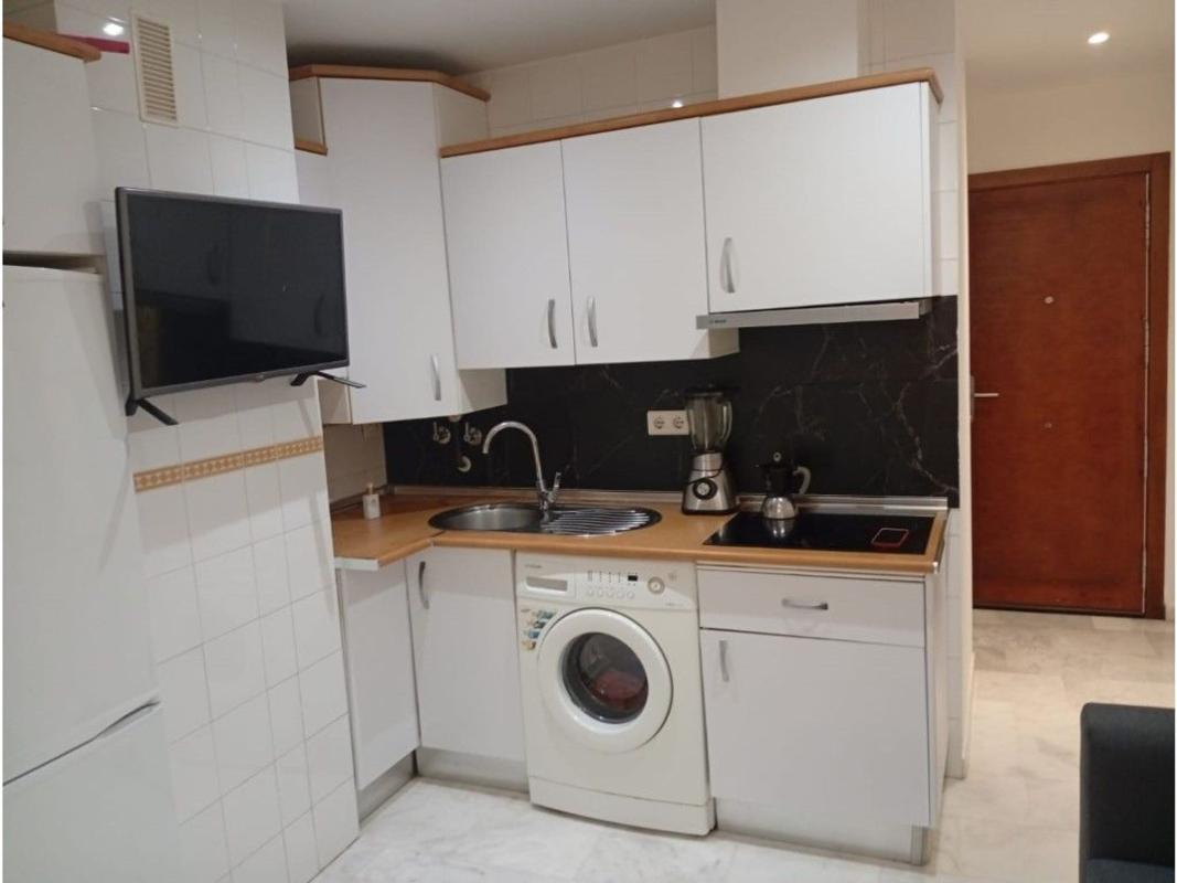 Sale of apartment in Piso en Calle Castaño, Torreblanca del Sol, Fuengirola, Fuengirola
photo 5
