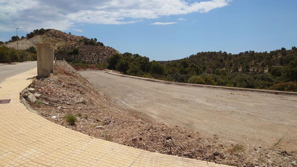 Land for sale in Finestrat, Alicante photo 2