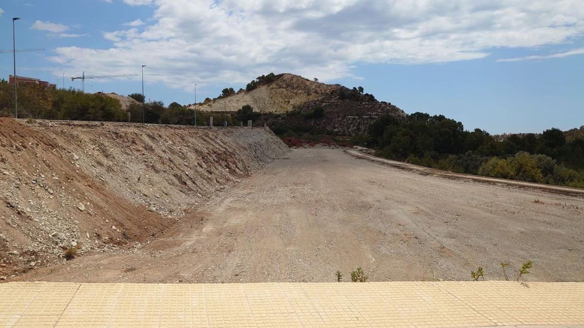 Land for sale in Finestrat, Alicante photo 3