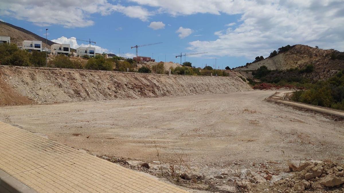 Land for sale in Finestrat, Alicante photo 4