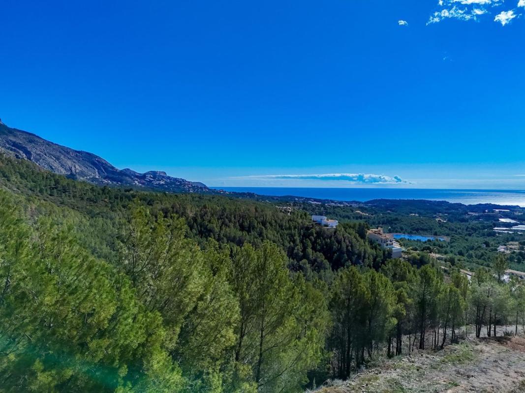 Terreno en venta en Altea, Alicante photo 2