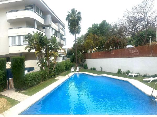 Venta de piso en Piso en Los Pacos, Fuengirola, Fuengirola
photo 1