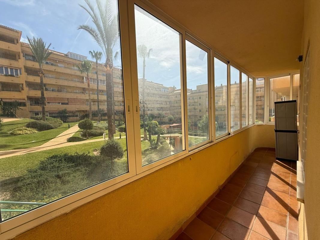Venta de piso en Piso en Camino de las canteras, 14, Los Pacos, Fuengirola, Fuengirola
photo 2
