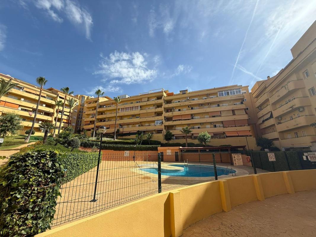 Venta de piso en Piso en Camino de las canteras, 14, Los Pacos, Fuengirola, Fuengirola
photo 3