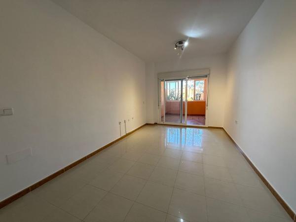 Venta de piso en Piso en Camino de las canteras, 14, Los Pacos, Fuengirola, Fuengirola
 photo 4