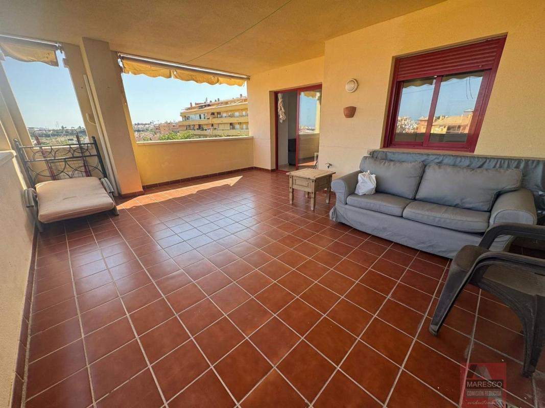 Sale of apartment in Piso en Los Pacos, Fuengirola, Fuengirola
photo 1